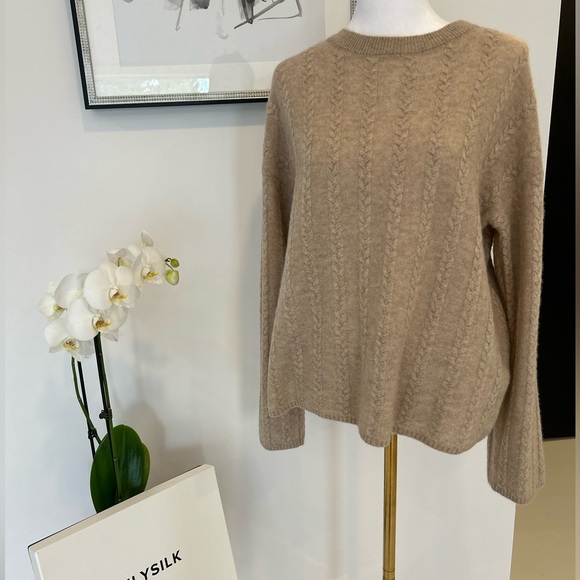 Lily Silk long sleeve Sweater in Tan ✨ - Picture 2 of 5